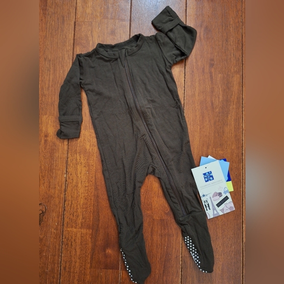 Nwt. 3-6m Kickee Pants Chocolate Brown Kids Footie - Picture 1 of 5